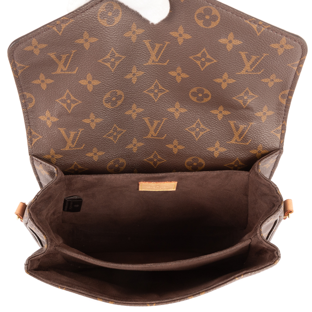 Louis Vuitton Pochette Metis - Picture 9 of 11